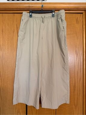 Athleta Beige Wide-Leg Track Ankle Length Pants